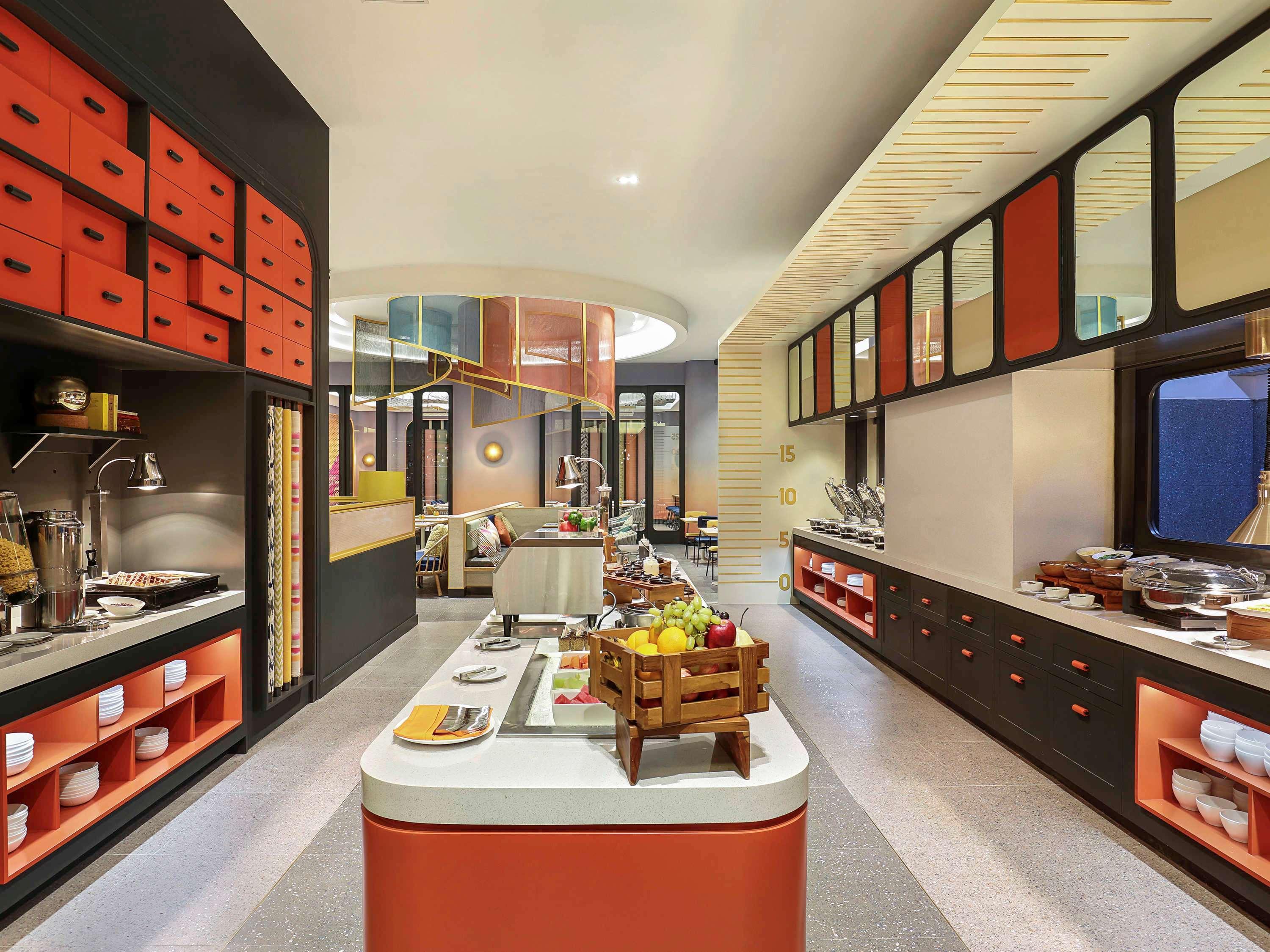 Ibis Styles Jakarta Tanah Abang Exteriör bild