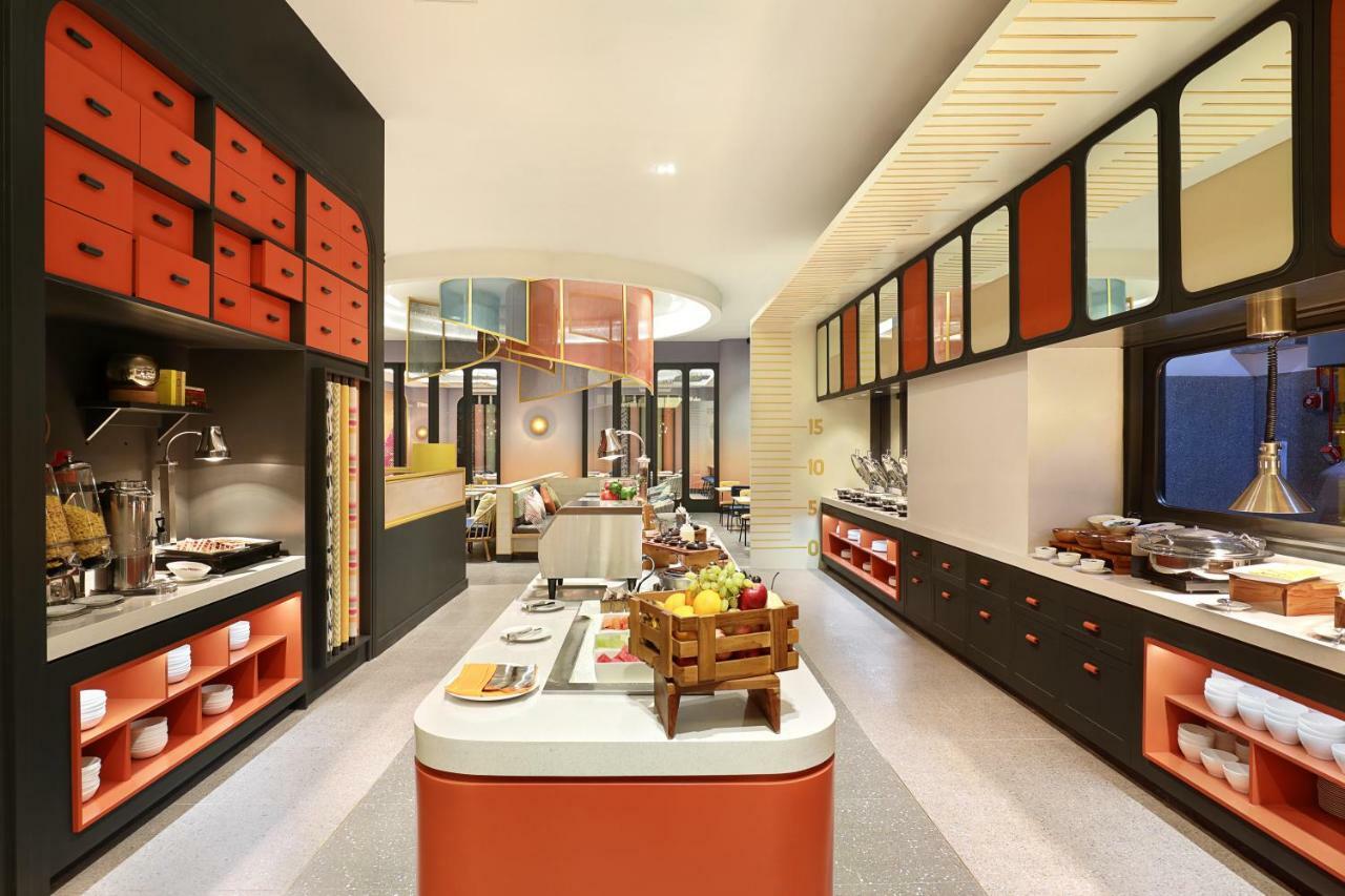 Ibis Styles Jakarta Tanah Abang Exteriör bild