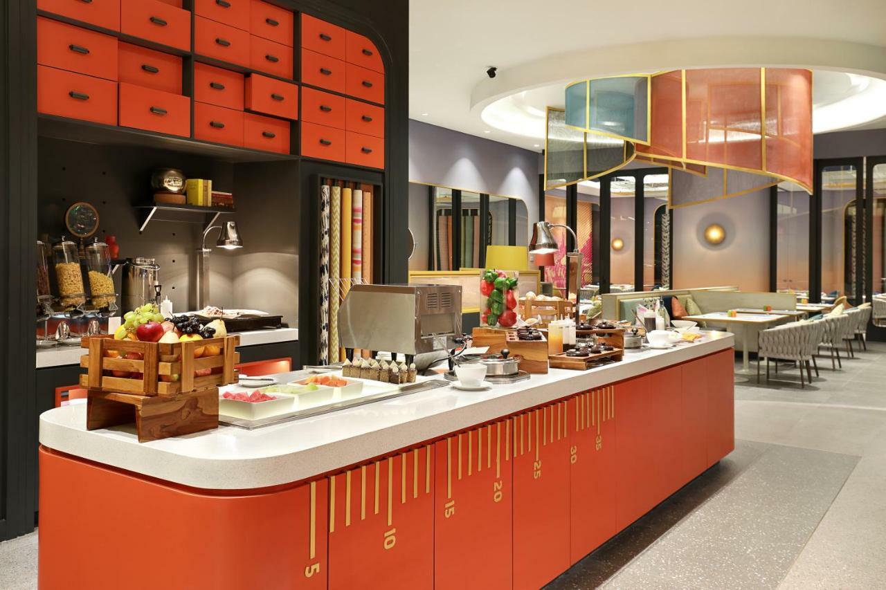 Ibis Styles Jakarta Tanah Abang Exteriör bild