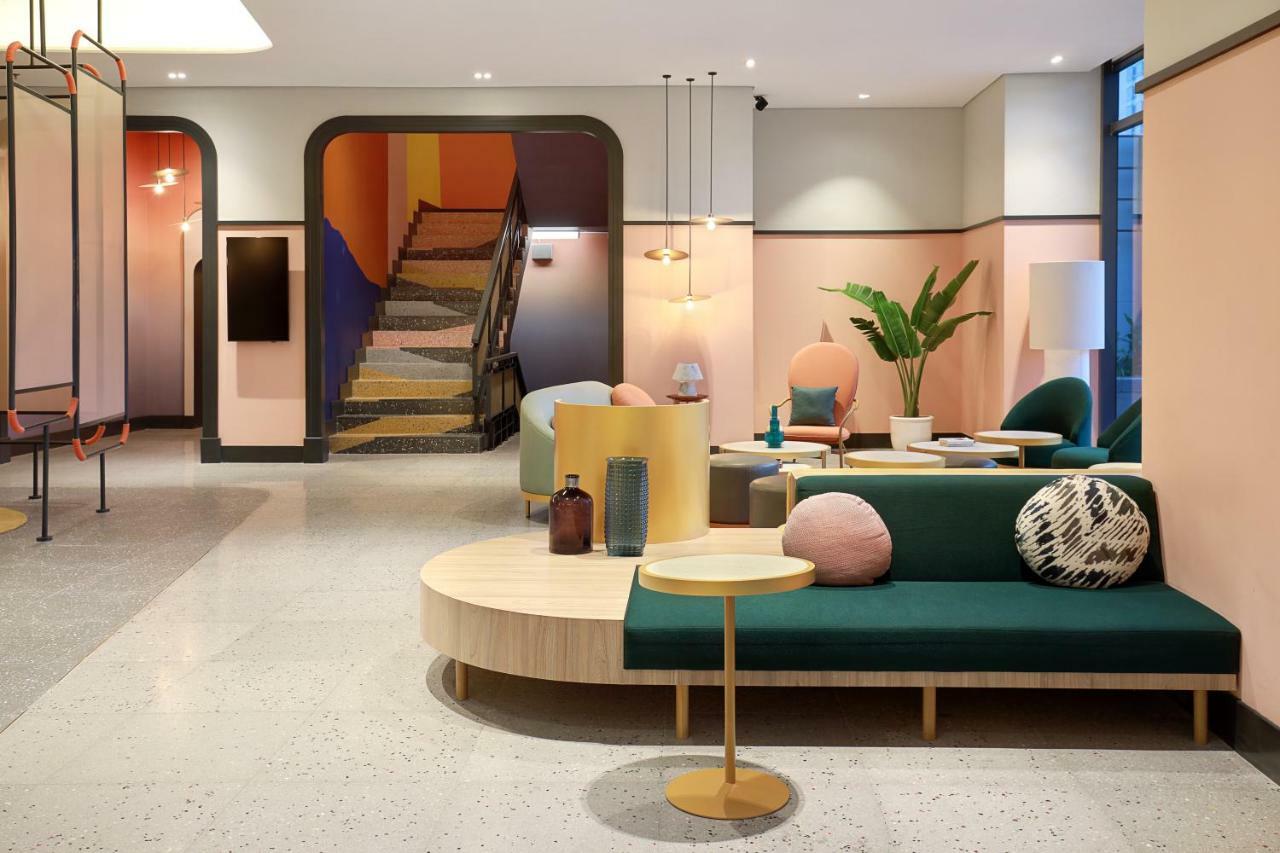 Ibis Styles Jakarta Tanah Abang Exteriör bild