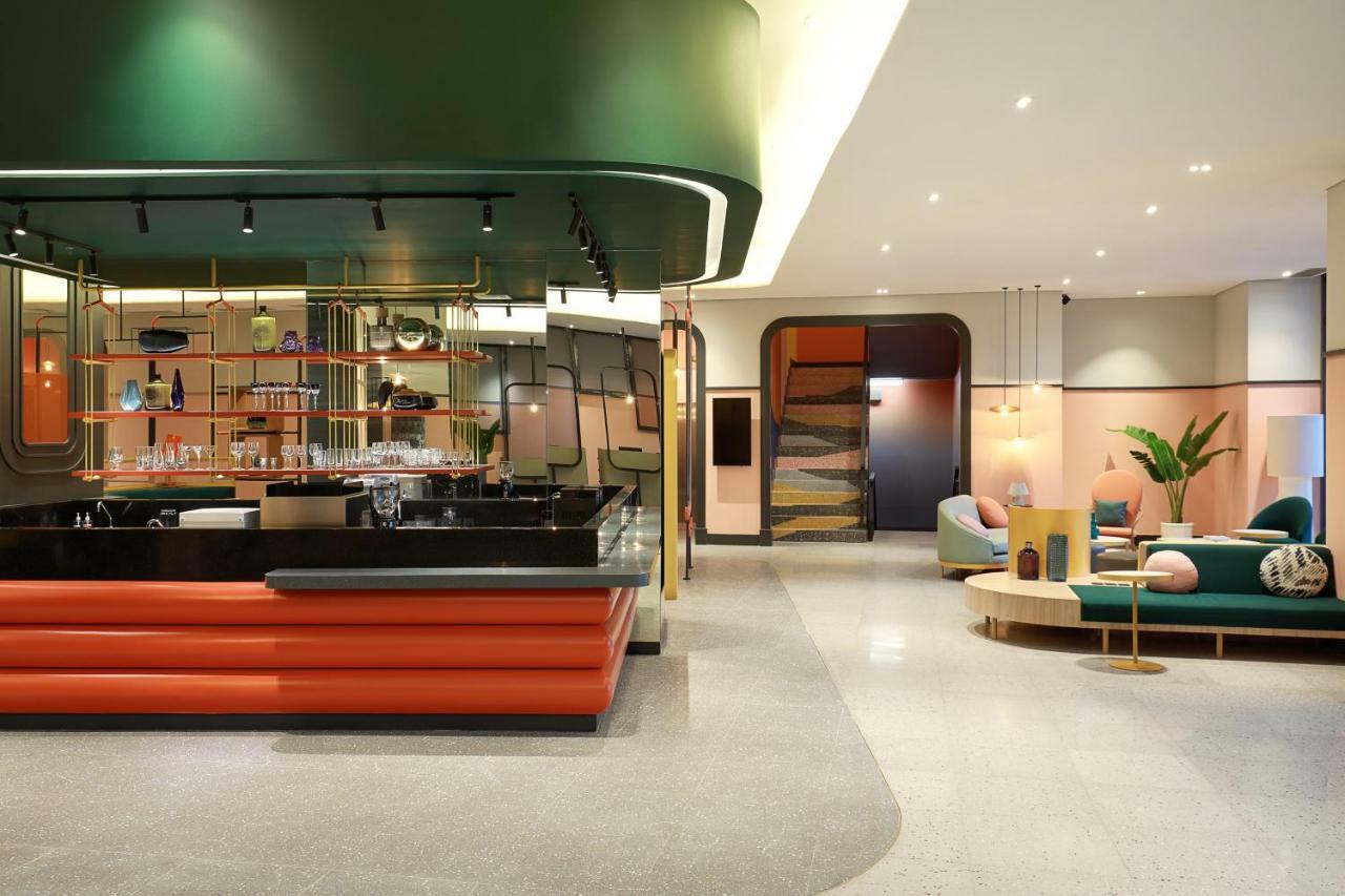 Ibis Styles Jakarta Tanah Abang Exteriör bild